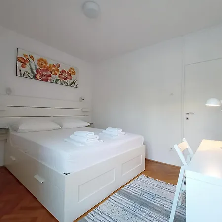 Daret 3 Bdr Appartamento Spalato