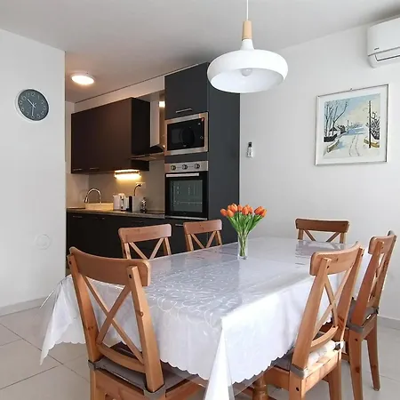 Daret 3 Bdr Apartment *
