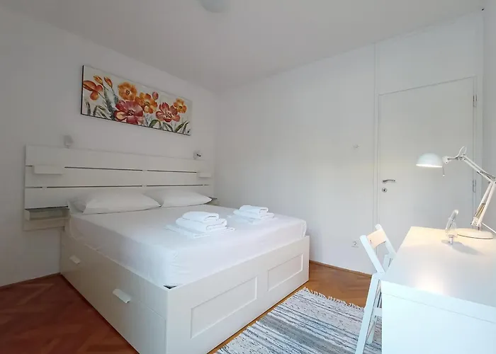 Daret 3 Bdr Apartamento Split